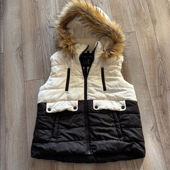 Calvin Klein Performance White Puffer vest - Picture 1 of 5